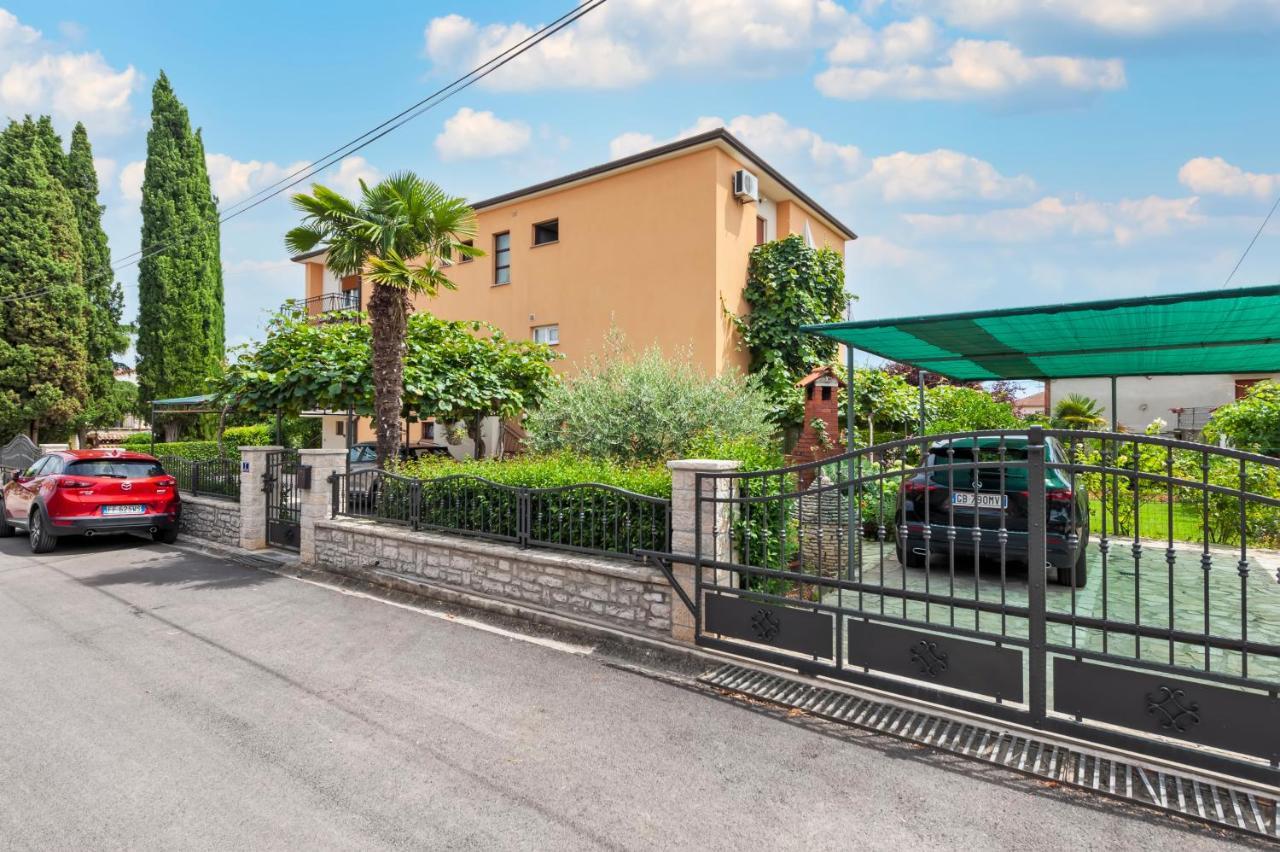 Banko Apartments روفينج المظهر الخارجي الصورة