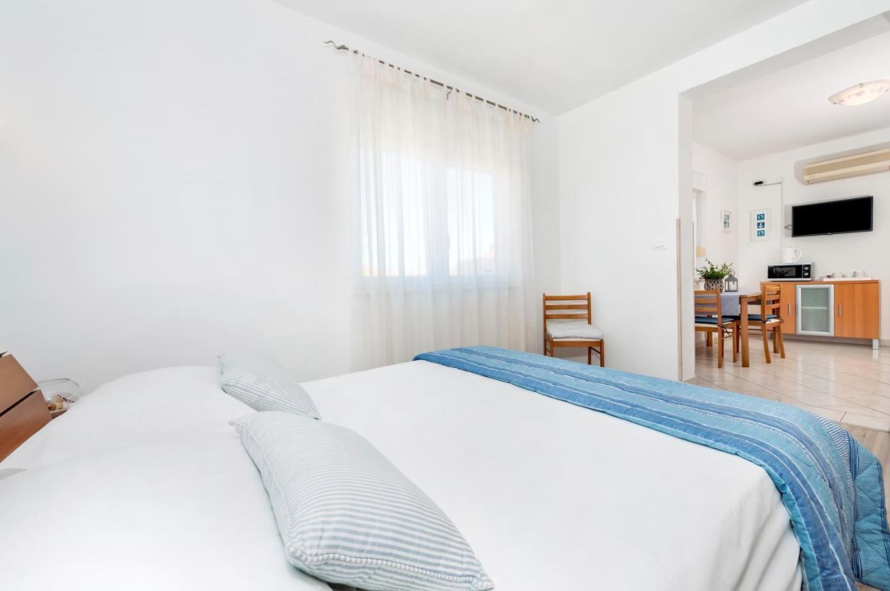 Banko Apartments روفينج المظهر الخارجي الصورة