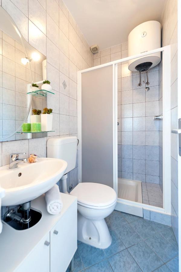 Banko Apartments روفينج المظهر الخارجي الصورة