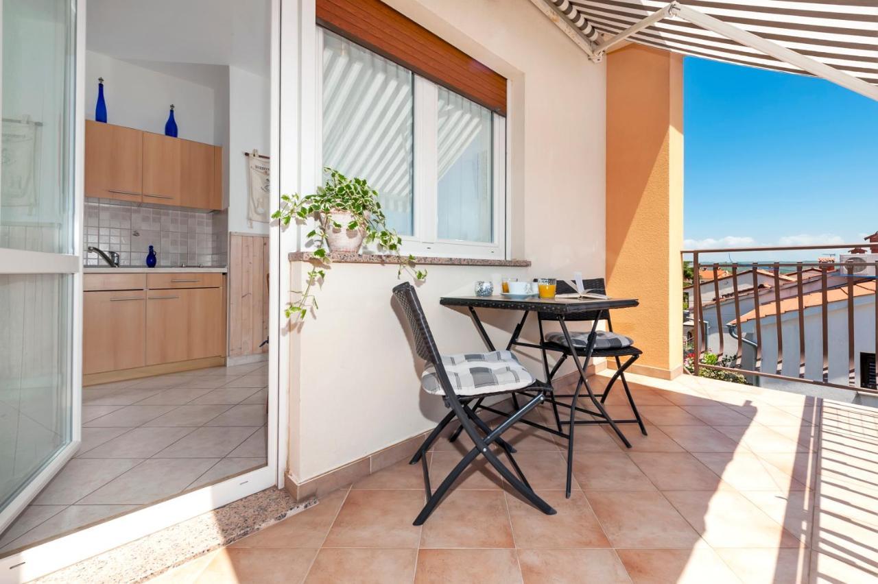 Banko Apartments روفينج المظهر الخارجي الصورة